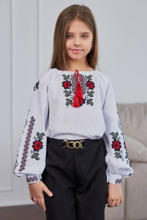 Вишиванка для дівчинки «Півонія» (блакитна), довгий рукав