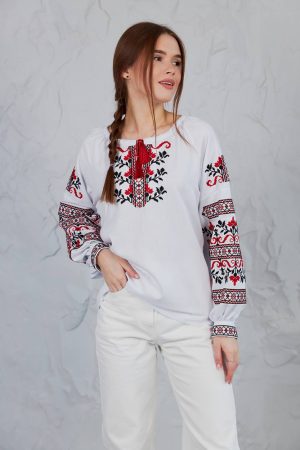 Женская вышитая рубашка «Виктория» белая, льняная, длинный рукав