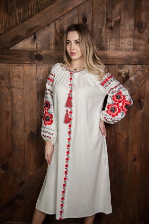 Женское вышитое платье «Огненный лепесток» (белое)