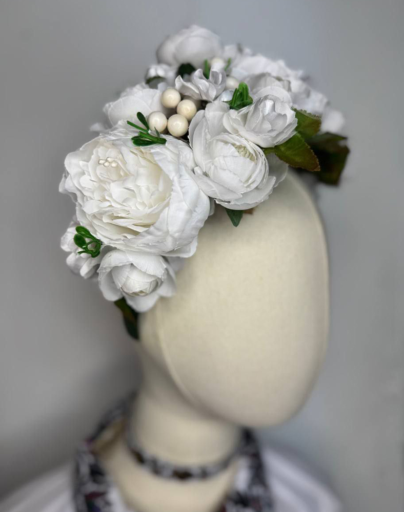 Украинский венок ручной работы белый Украинский венок ручной работы белый