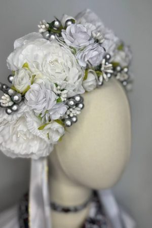 Украинский белый венок с лентами ручной работы