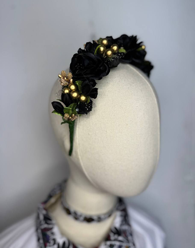 Украинский чёрный венок ручной работы Украинский чёрный венок ручной работы