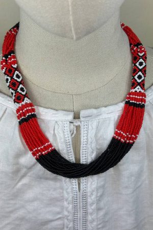 Традиційне намисто з чеського бісеру — ручна робота Традиційне намисто з чеського бісеру — ручна робота