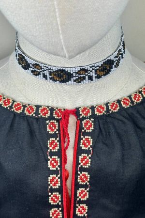 Традиционный чокер из чешского бисера — ручная работа Традиционный чокер из чешского бисера — ручная работа