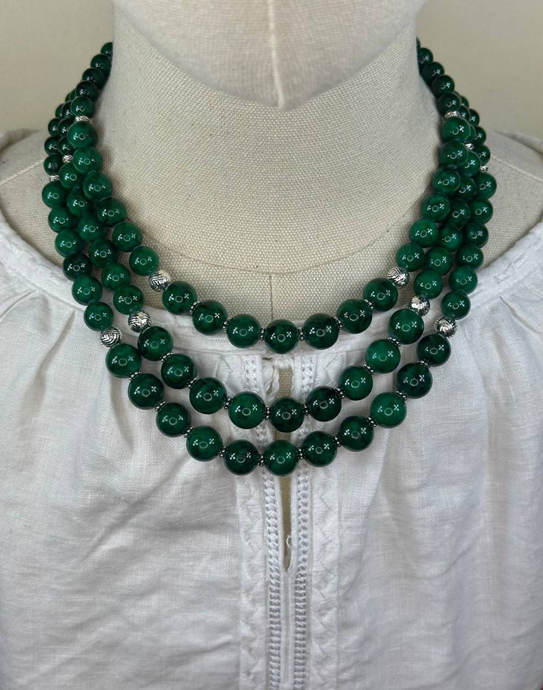 Традиционное ожерелье из натурального агата — ручная работа Традиционное ожерелье из натурального агата — ручная работа