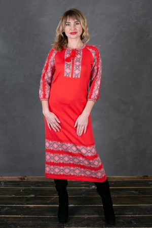 Женское трикотажное платье-вышиванка