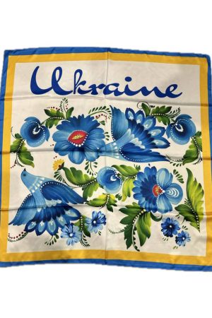 Хустка Українська патріотична зі штучного шовку з голубами та квітами “Ukraine” Хустка Українська патріотична зі штучного шовку з голубами та квітами “Ukraine”