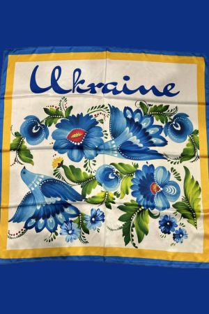 Хустка Українська патріотична зі штучного шовку з голубами та квітами “Ukraine”