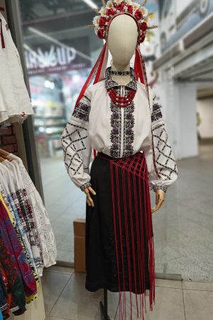 Украинская традиционная припинда бордовая — женский народный фартук к плахте и юбке