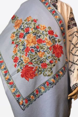 Палантин / шарф кашеміровий вишитий світло-сірий теплий м’який 100% кашемір 70×200 см