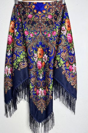 Хустка «Український стиль» темно-синя з квітковим орнаментом і бахромою, 115×115 см