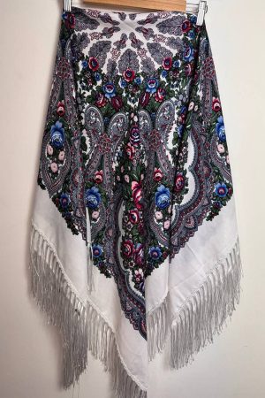 Українська вовняна хустка біла з квітковим орнаментом і китицями 115×115 см