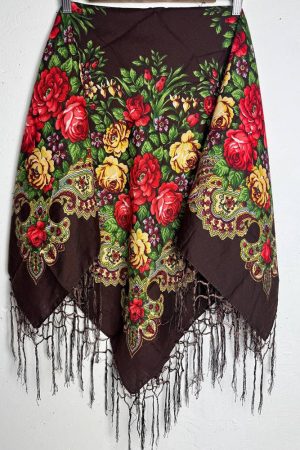 Українська вовняна хустка коричнева з трояндами та китицями 115×115 см