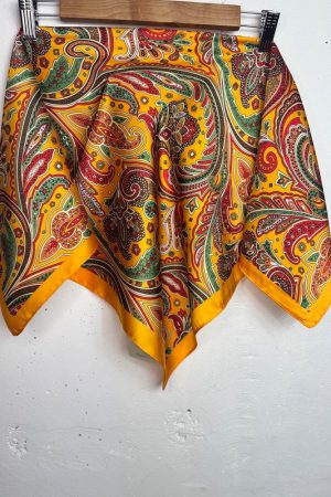 Стильна шовкова хустка жовта з орнаментом пейслі 70×70 см