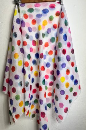 Легка батистова хустка-павутинка біла в яскравий горошок 135×135 см