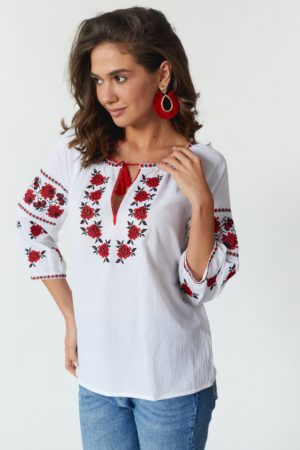 Вишиванка жіноча «Ружа» біла