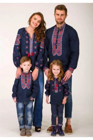 Семейный комплект вышиванок из натурального льна Family Look «Звездный» | Вышиванки для всей семьи