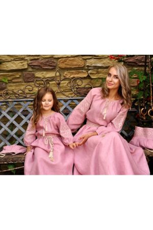 Комплект платьев Family Look для мамы и дочки из натурального льна | Парные вышитые платья