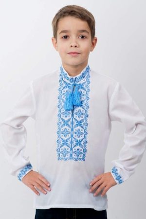 Дитяча біла вишиванка для хлопчика «Зірка» з блакитною вишивкою