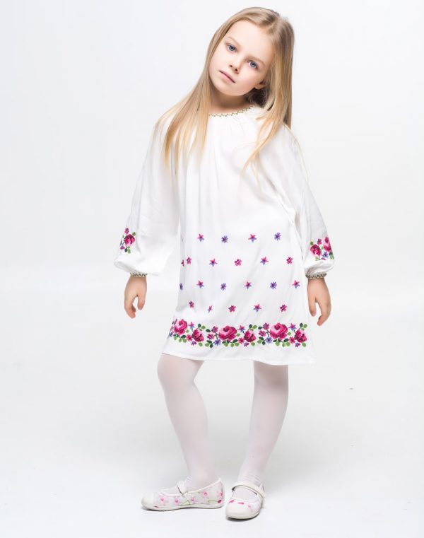 Платье для девочки "Розочки" из льна, рост 122-140, белого цвета